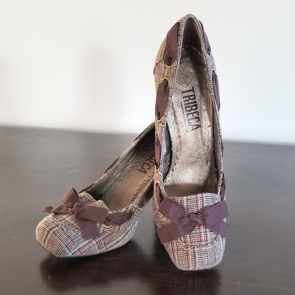 TRIBECA by KENNETH COLE - "Rain-Bow" Brown Plaid Pumps - Size 7 - Picture 10 of 10